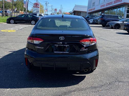 2023 Toyota Corolla Hybrid SE