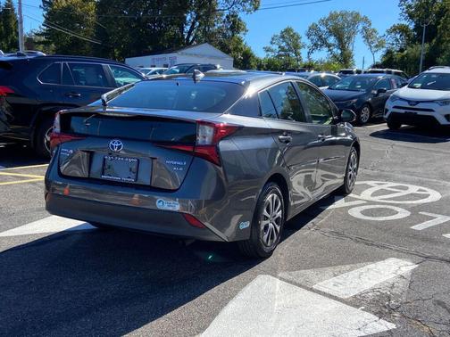 2019 Toyota Prius XLE