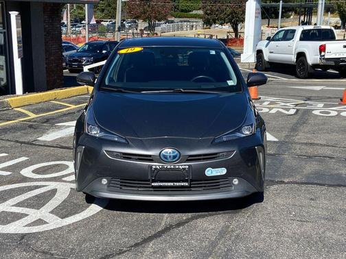 2019 Toyota Prius XLE