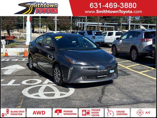 2019 Toyota Prius XLE