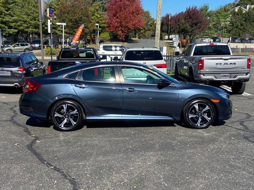 2017 Honda Civic Touring