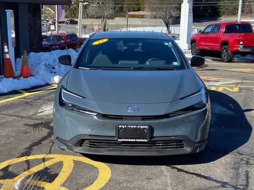 2023 Toyota Prius LE