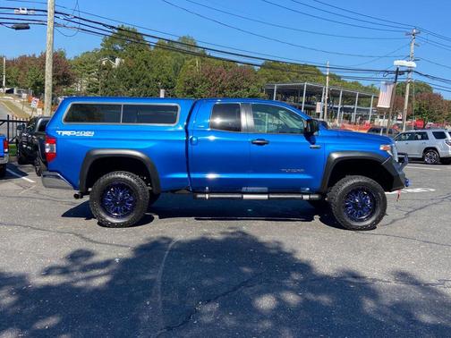 2018 Toyota Tundra SR5
