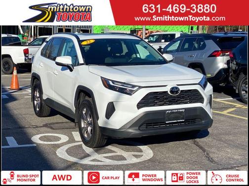 2022 Toyota RAV4 XLE