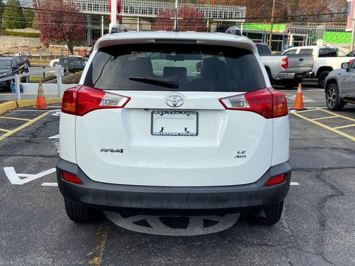 2015 Toyota RAV4 LE
