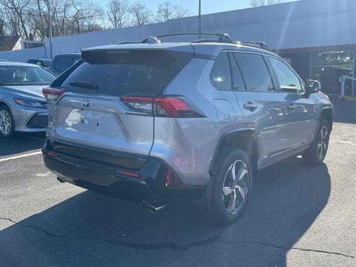 SILVER 2023 Toyota RAV4 Prime SE