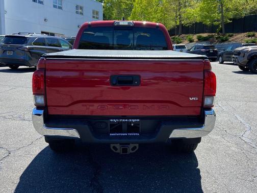 Barcelona Red Metallic 2018 Toyota Tacoma TRD Off Road