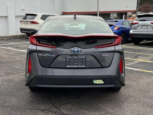 2022 Toyota Prius Prime XLE