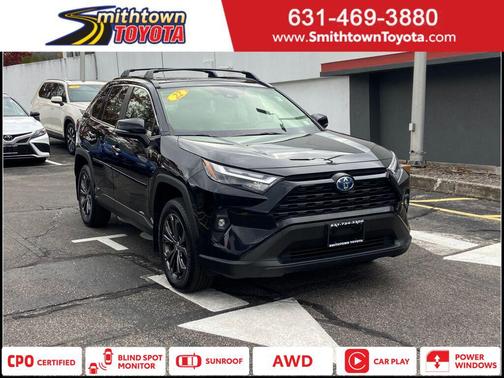2022 Toyota RAV4 Hybrid XLE Premium