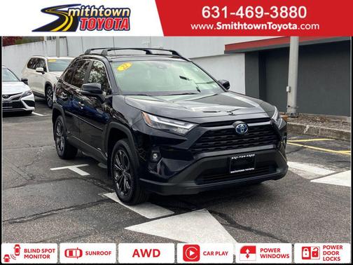 2022 Toyota RAV4 Hybrid XLE Premium