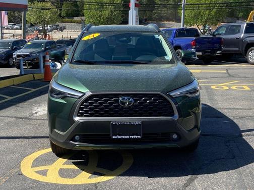 2024 Toyota Corolla Cross XLE