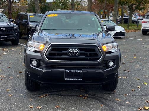 2022 Toyota Tacoma SR5