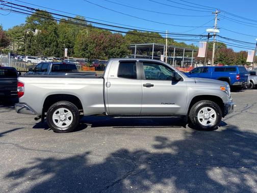 2015 Toyota Tundra SR5