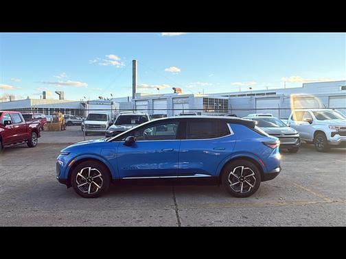 2025 Chevrolet Equinox EV LT