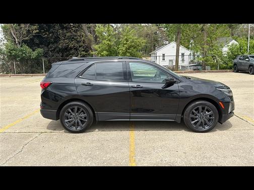 Mosaic Black Metallic 2023 Chevrolet Equinox FWD RS