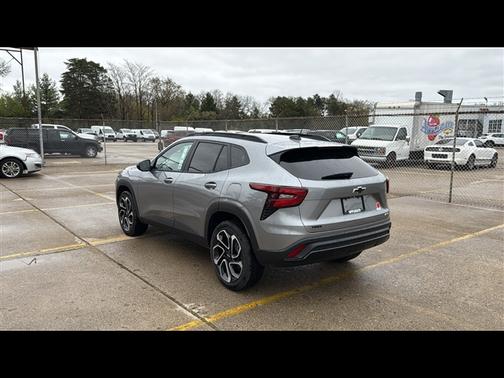 2025 Chevrolet Trax FWD 2RS