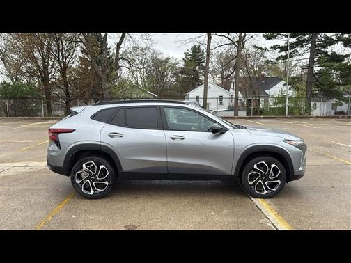 2025 Chevrolet Trax FWD 2RS