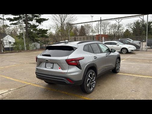 2025 Chevrolet Trax FWD 2RS