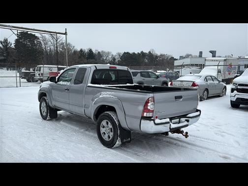 2015 Toyota Tacoma Base