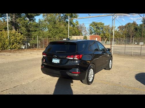 2024 Chevrolet Equinox LS