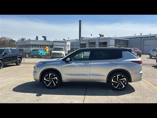 2023 Mitsubishi Outlander SEL 2.5 2WD