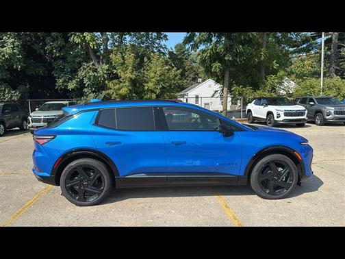 2025 Chevrolet Equinox EV RS