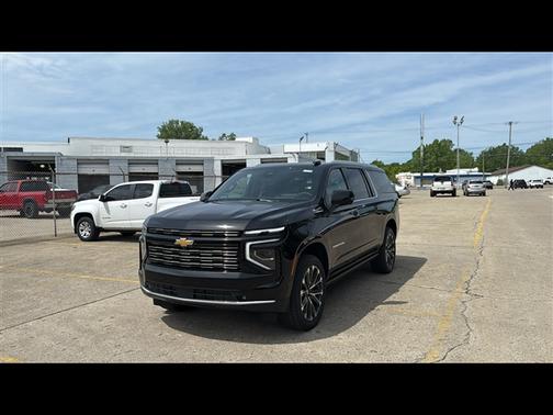 2025 Chevrolet Suburban 4WD High Country