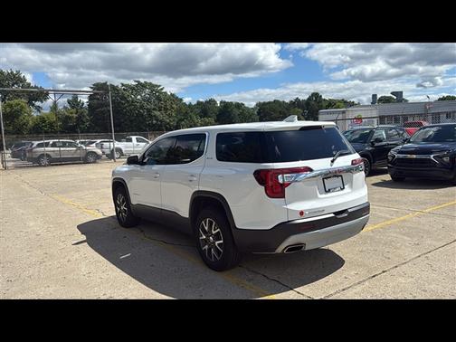 2023 GMC Acadia FWD SLE