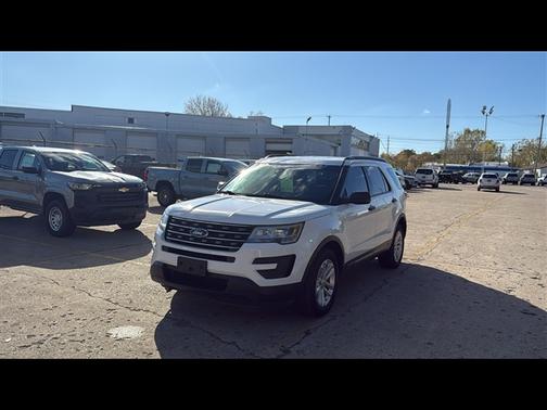 2016 Ford Explorer Base