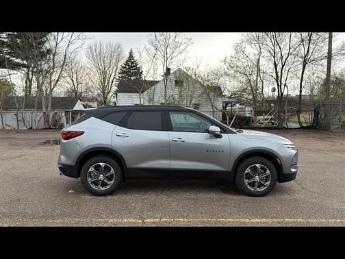 Sterling Gray Metallic 2026 Chevrolet Blazer 3LT