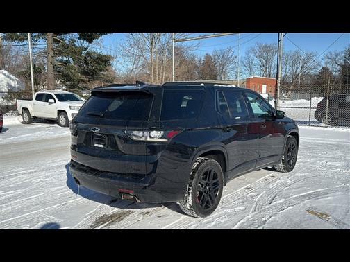 2021 Chevrolet Traverse Premier