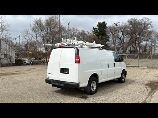 2021 Chevrolet Express 2500 RWD 2500 Regular Wheelbase WT