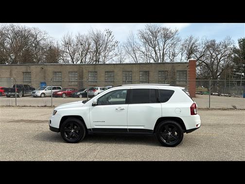 Bright White Clearcoat 2016 Jeep Compass High Altitude