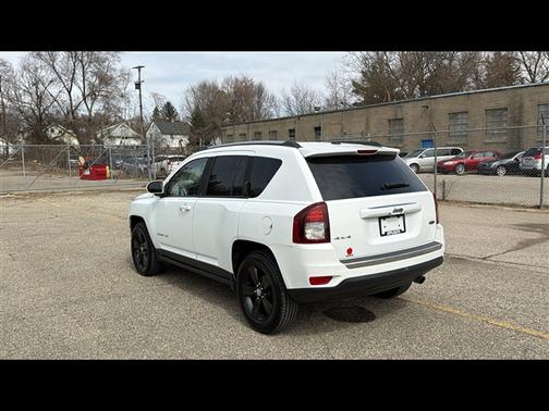 Bright White Clearcoat 2016 Jeep Compass High Altitude