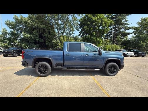 2025 Chevrolet Silverado 2500 LT