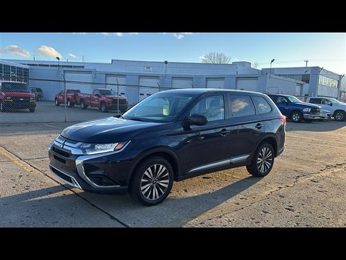 2020 Mitsubishi Outlander ES