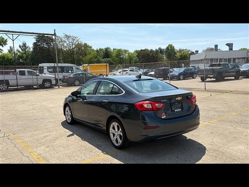 Gray 2018 Chevrolet Cruze Premier