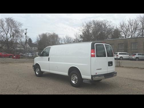 Summit White 2024 Chevrolet Express 2500 Work Van