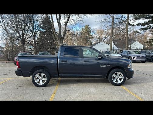2016 RAM 1500 Sport