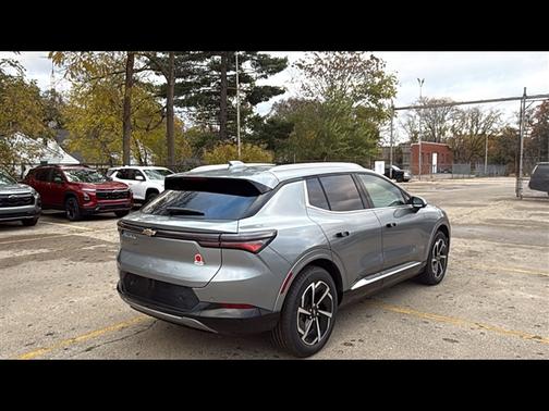 2025 Chevrolet Equinox EV LT