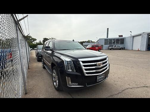 2018 Cadillac Escalade Luxury