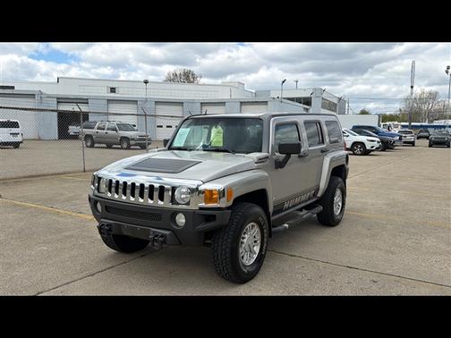 Gray 2007 Hummer H3 Base