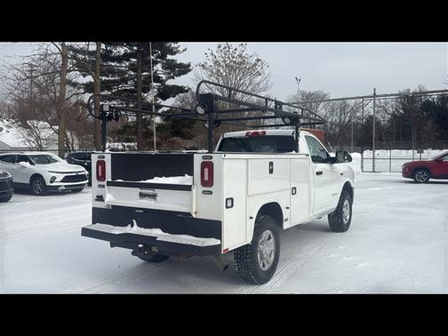 2022 RAM 2500 Tradesman Regular Cab 4x4 8' Box