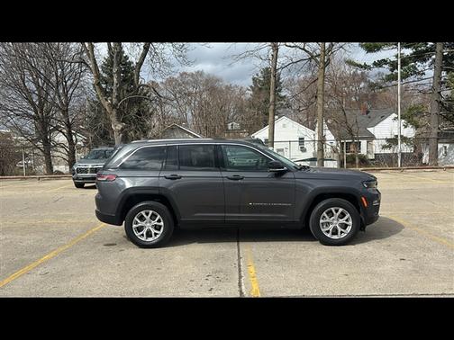 2023 Jeep Grand Cherokee Limited X