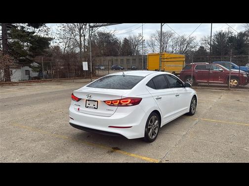 2017 Hyundai ELANTRA Limited