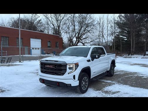 2024 GMC Sierra 1500 AT4