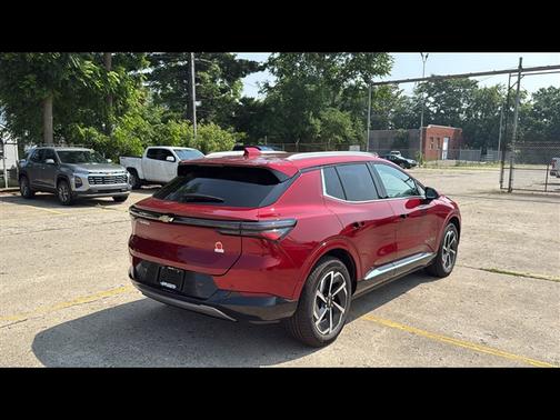 2025 Chevrolet Equinox EV LT