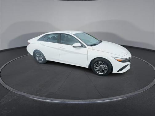 2025 Hyundai ELANTRA HEV Blue