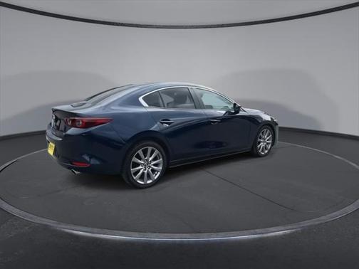 2022 Mazda Mazda3 FWD w/Preferred Package