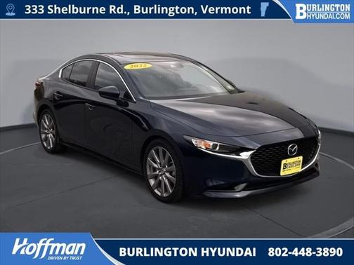 2022 Mazda Mazda3 FWD w/Preferred Package